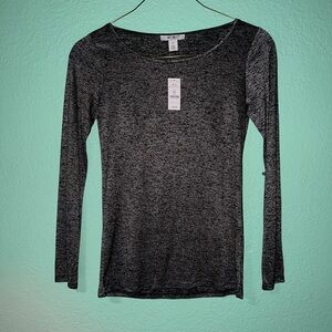 White House Black Market Long Sleeve Scoop Neck Top in Charcoal Gray